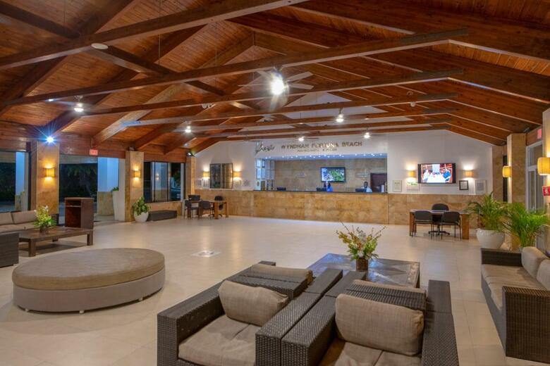 Hotel Viva Wyndham Fortuna Beach