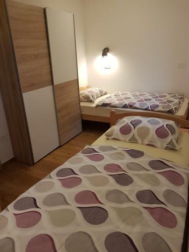 Hostal Apartments Maria