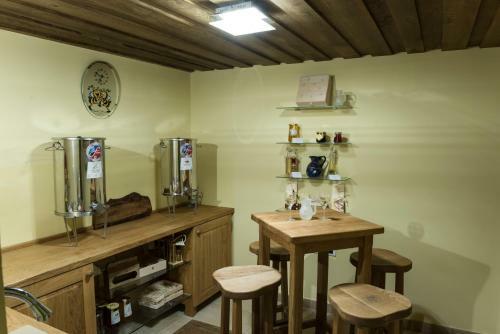Hostal Guest House Tara