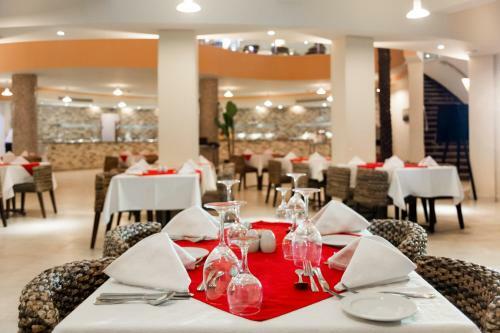 Hotel Coral Sun Beach