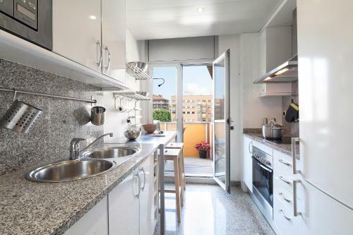 Sealona Beach Apartments