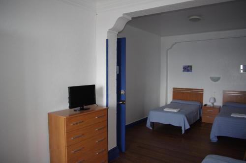 Hostal Pensi�n "la Marina"