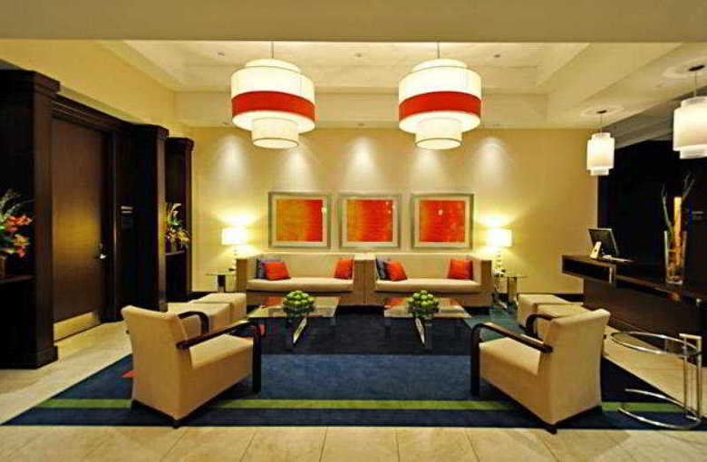 Holiday Inn Express Hotel  Suites Toronto - M