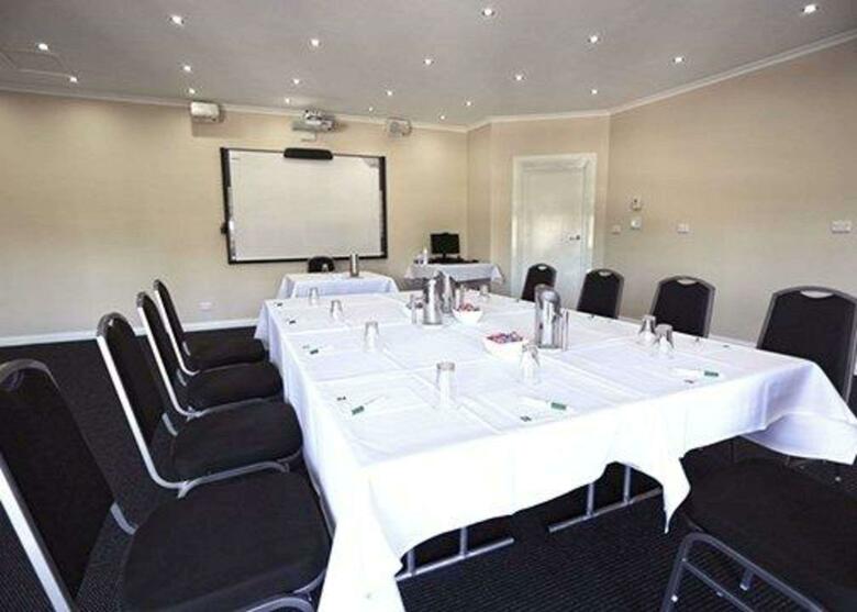Quality Hotel Melbourne Airport