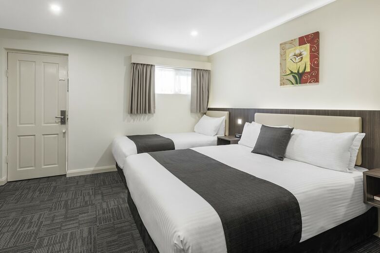 Quality Hotel Melbourne Airport