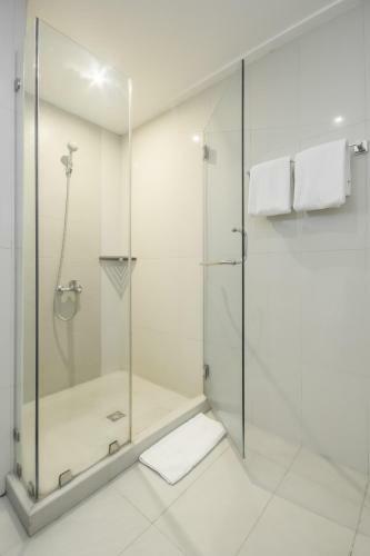 Aparthotel Salcedo Suites