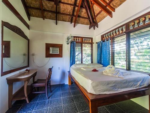 Hotel Patrick's On The Beach Resort