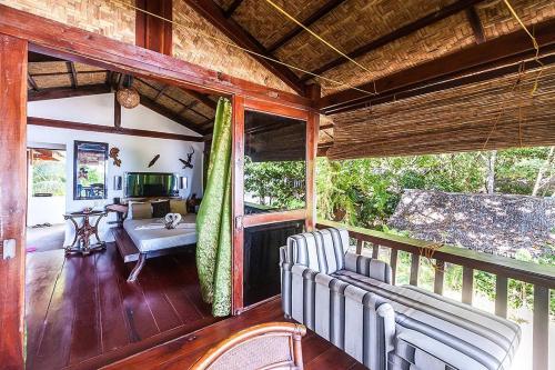Hotel Patrick's On The Beach Resort