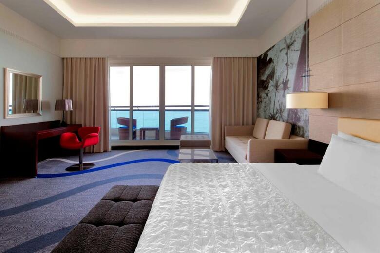 Hotel Le Meridien Al Aqah Beach Resort