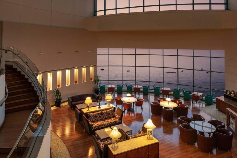 Hotel Le Meridien Al Aqah Beach Resort