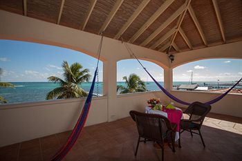 Sunbreeze Hotel