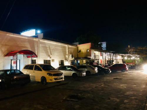 Posada Hometown Hotel - Lacson Bacolod