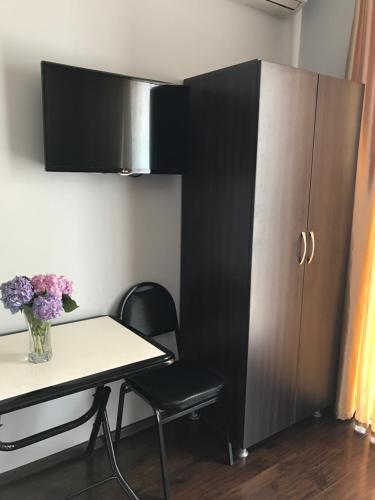 Hostal Guesthouse Abashidze 4