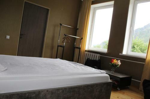 Hostal Homestay Lela And Mari
