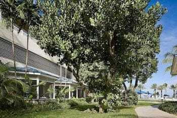 Hotel Sheraton Nassau Beach Resort