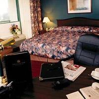 Executive Airport Plaza Hotel & Conference