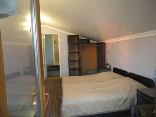 Sarpi Beach Apartment