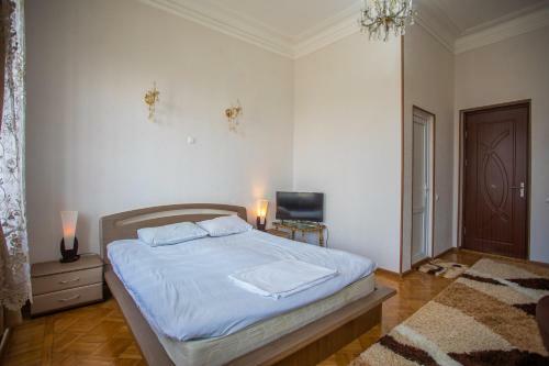 Kutaisi Hotel California