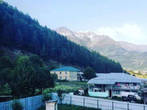 Hostal Guest House Lasili