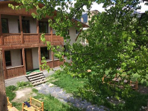 Hostal Guesthouse Edelweiss