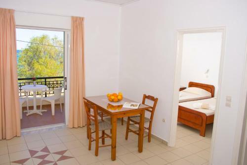 Garifalo Apartments