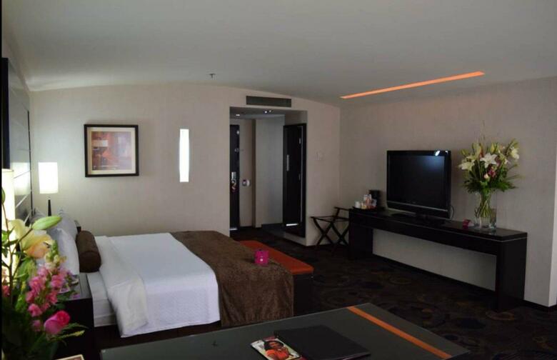 Hotel Crowne Plaza Toluca Lancaster