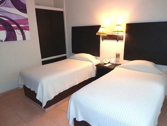 Hotel Marlon (.)