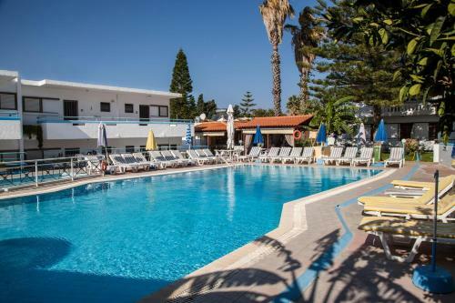 Yiannis Apartments & Studios