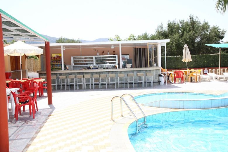 Triton Garden Hotel