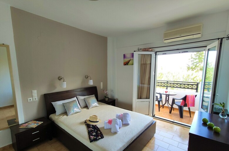 Kostas Apartments