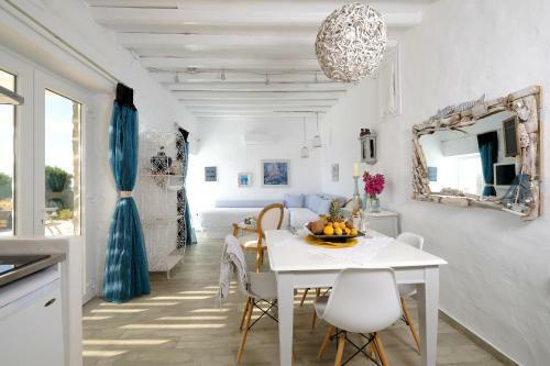 3 Paros *all Season* Villas