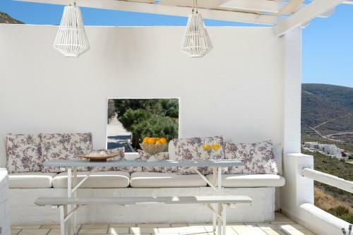 3 Paros *all Season* Villas
