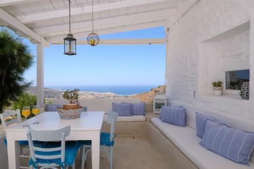3 Paros *all Season* Villas
