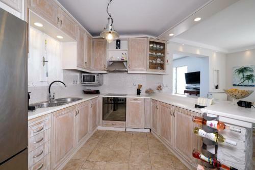3 Paros *all Season* Villas