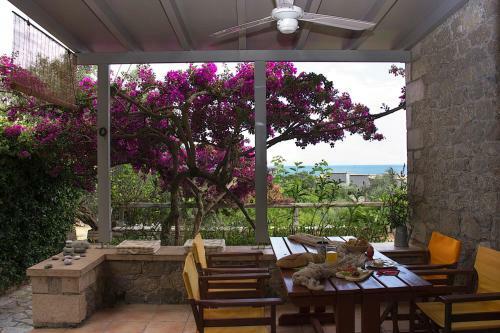 Kripia Holiday Villas