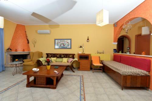 Galini Beach Villa