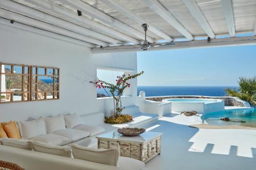 Hotel Kirini - My Mykonos Retreat