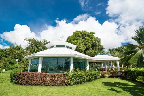 Hotel Pacific Star Resort & Spa