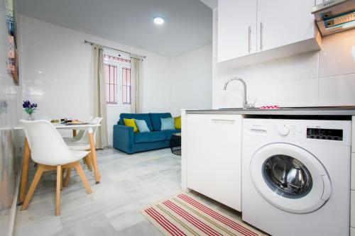 Apartments Holidays 2 Malaga Historic Center