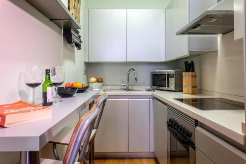 Apartments Holidays 2 Malaga Historic Center