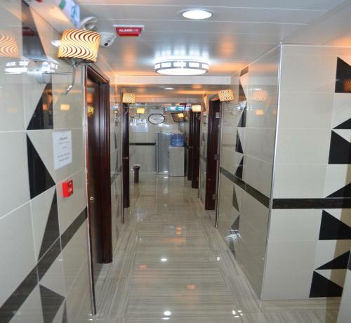 Hostal Hotel Skycity