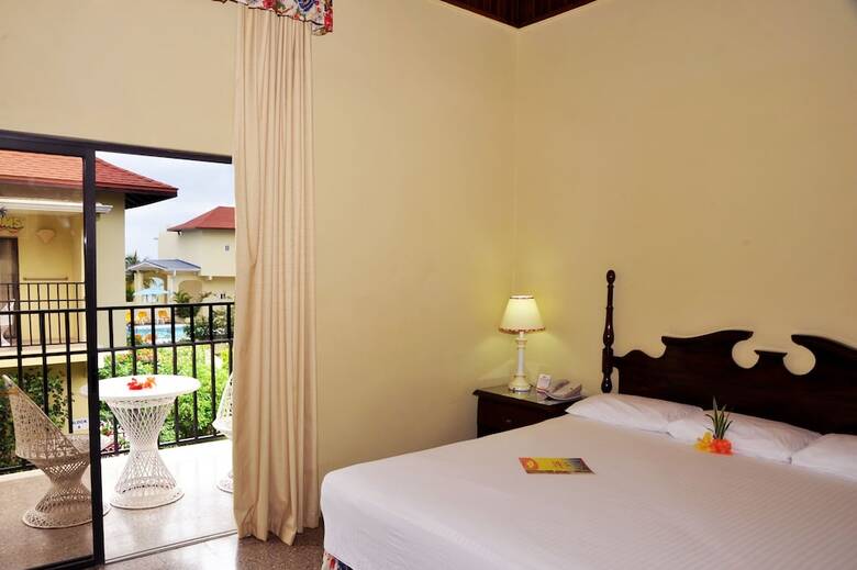 Hotel Rooms On The Beach Negril