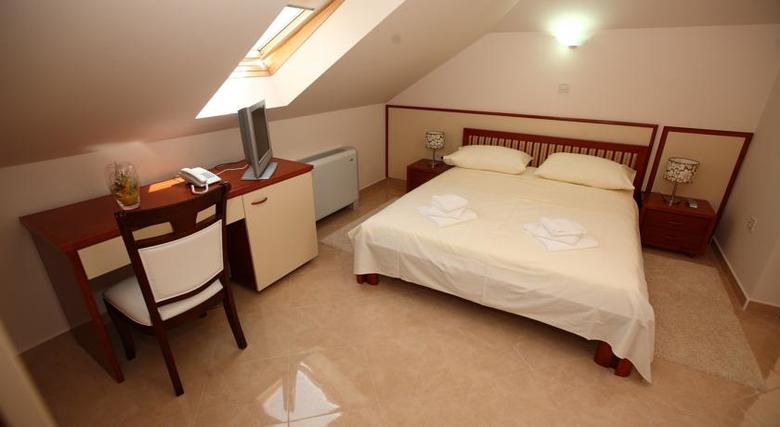Hotel Trogir Palace
