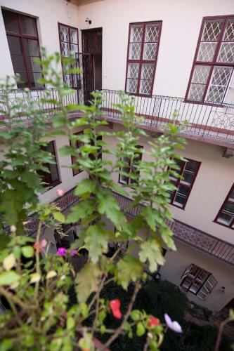 Grand Market Luxury Apartments