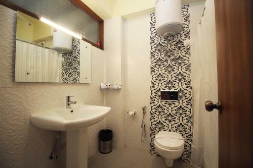 Hotel Tarayana Grand