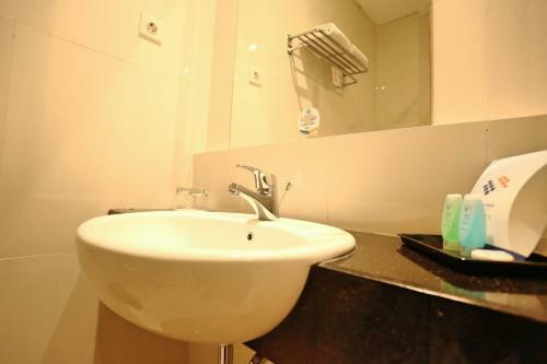 Pasar Baru Square Hotel Bandung, Dhm Associates.