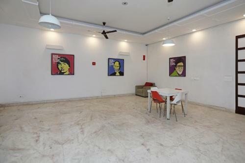 Hotel Oyo Flagship 136 Sector 45 Noida