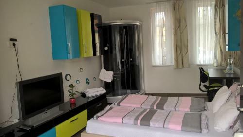 Hostal Kazinczy Apartment