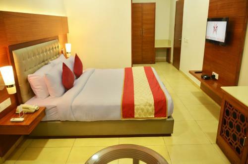 Mint Hotel Premia