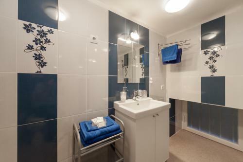 Central Studio And Apartments Pilvax K�z